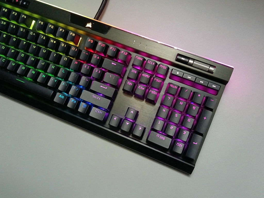 Corsair PBT Transparent Keycap - Gaming Keyboard Corsair 评论和价格