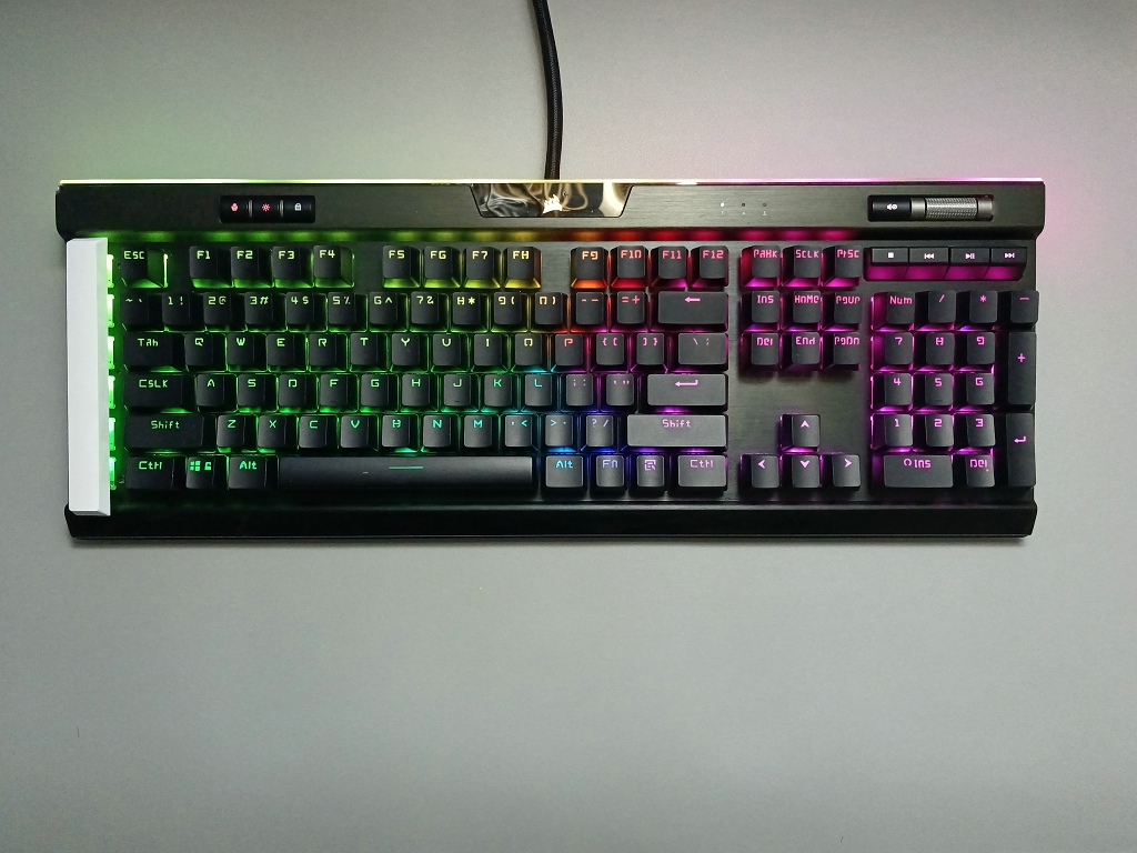 Corsair PBT Transparent Keycap - Gaming Keyboard Corsair 评论和价格