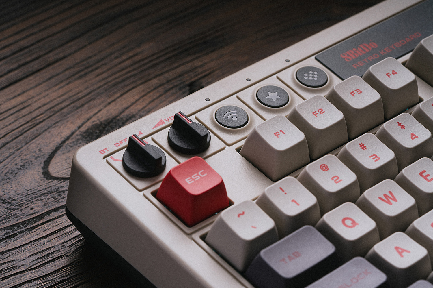 8Bitdo Retro Mechanical Keyboa - Gaming Keyboard Bluetooth 评论和价格